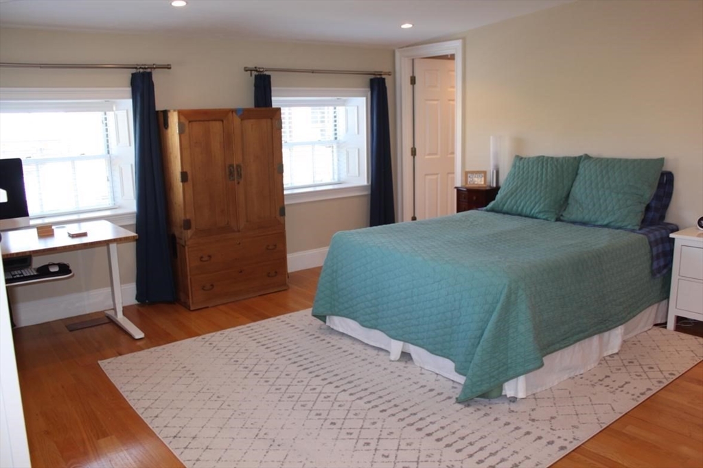 3 bed, 2 bath apartment for rent at 1724 Washington St Unit 4, South End — photo 5 of 15