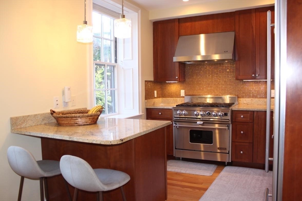 3 bed, 2 bath apartment for rent at 1724 Washington St Unit 4, South End — photo 7 of 15