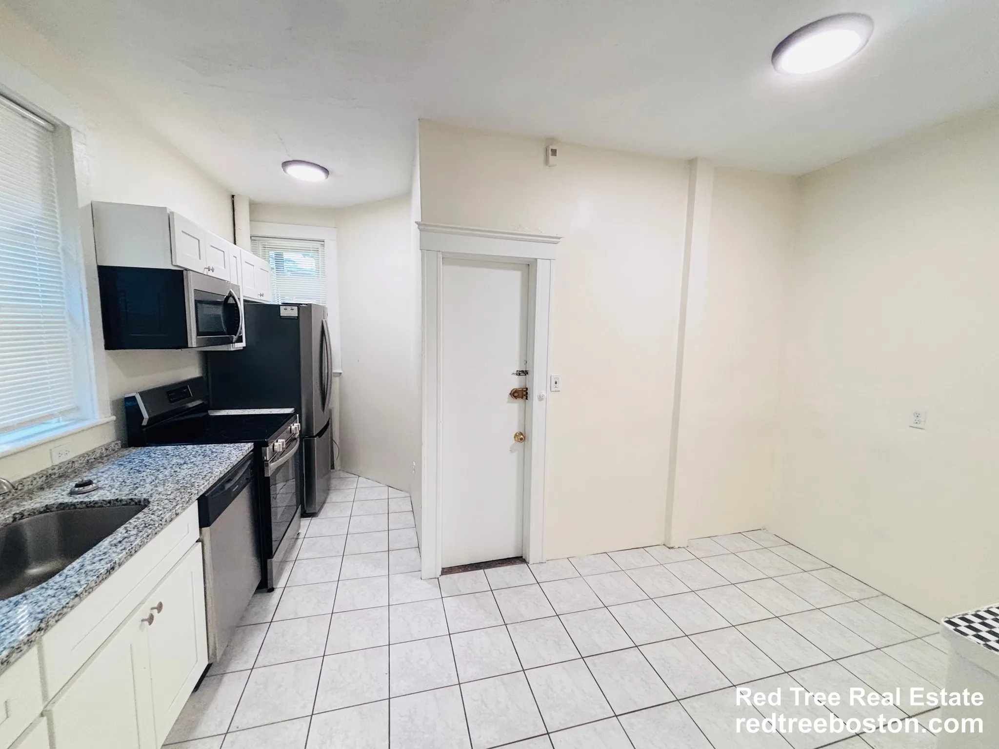 3 bed, 1 bath apartment for rent at 1725 Commonwealth Ave Unit 2, Brighton — photo 8 of 12