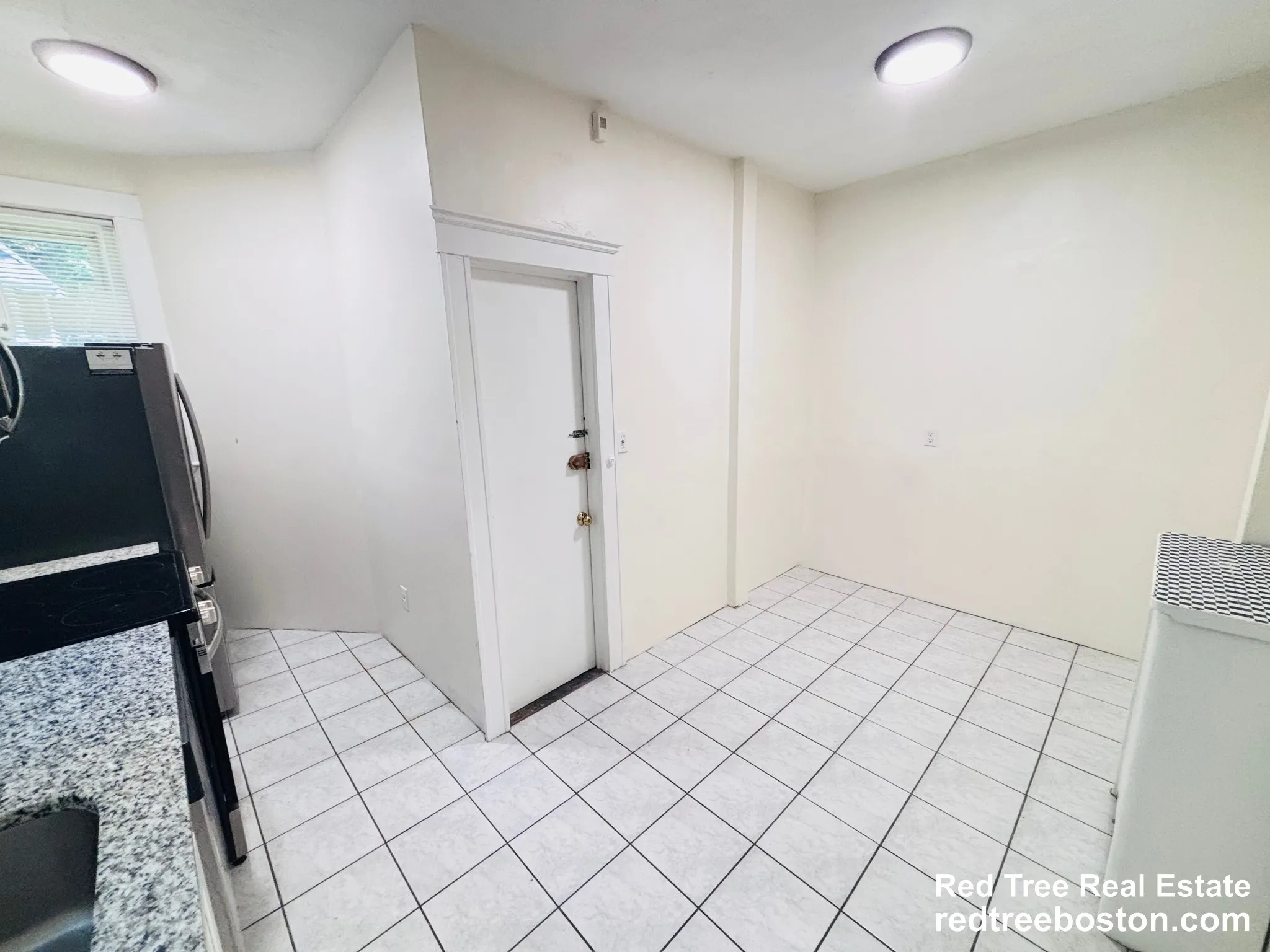 3 bed, 1 bath apartment for rent at 1725 Commonwealth Ave Unit 2, Brighton — photo 10 of 12