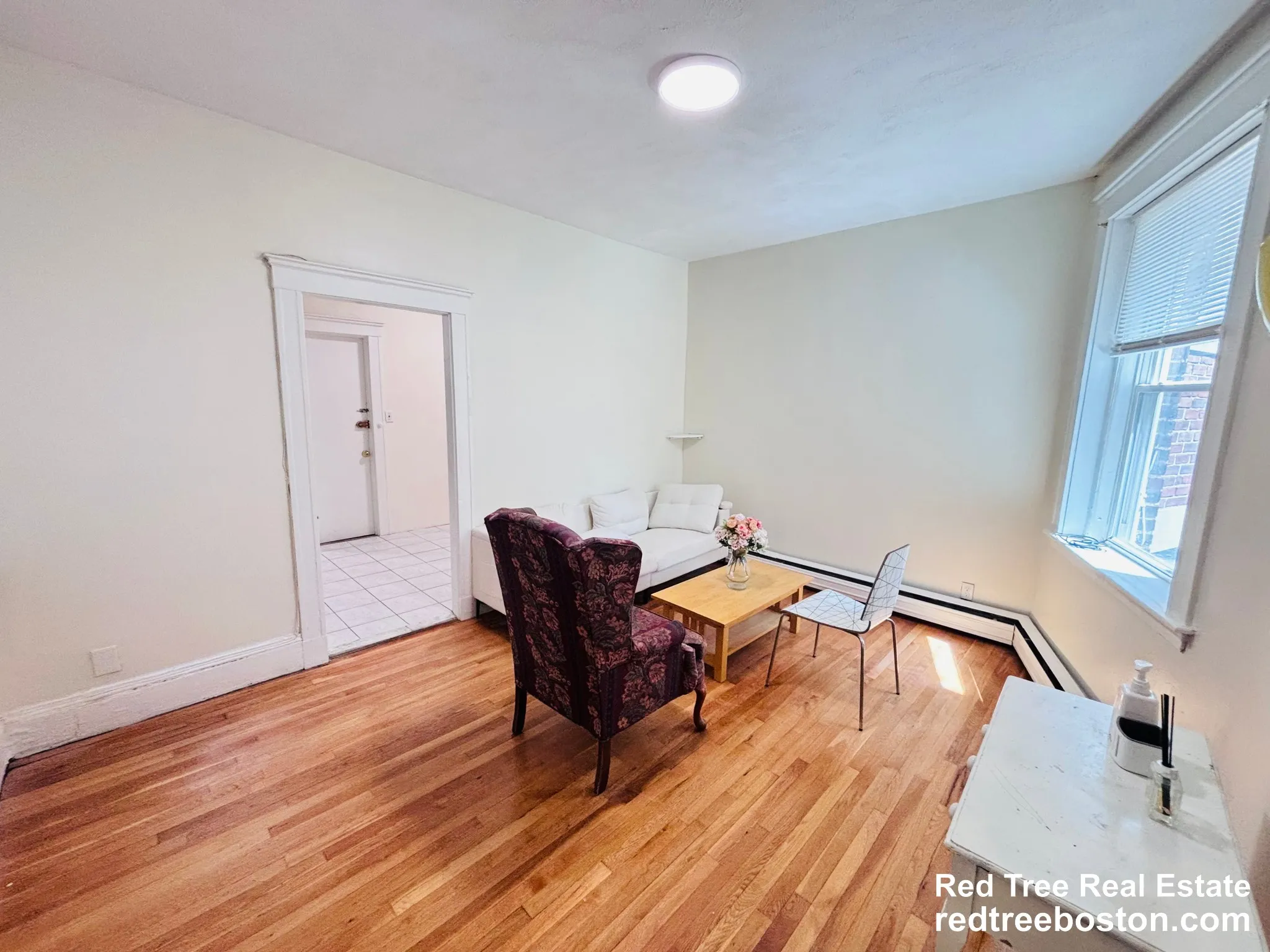 3 bed, 1 bath apartment for rent at 1725 Commonwealth Ave Unit 2, Brighton — photo 7 of 12