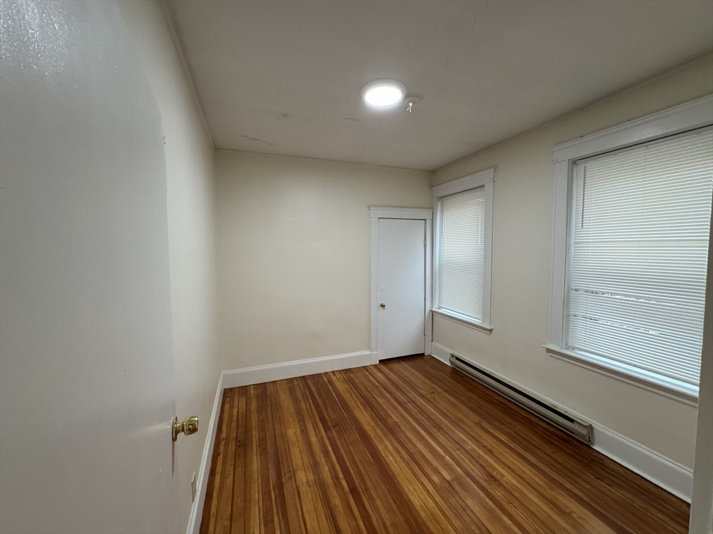3 bed, 1 bath apartment for rent at 1725 Commonwealth Ave Unit 4, Brighton — photo 12 of 12