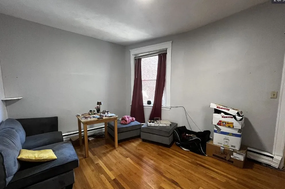 2 bed, 1 bath apartment for rent at 1725 Commonwealth Ave Unit 6, Brighton — photo 3 of 4