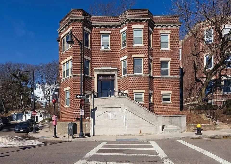 2 bed, 1 bath apartment for rent at 1725 Commonwealth Ave Unit 6A, Brighton — photo 13 of 13