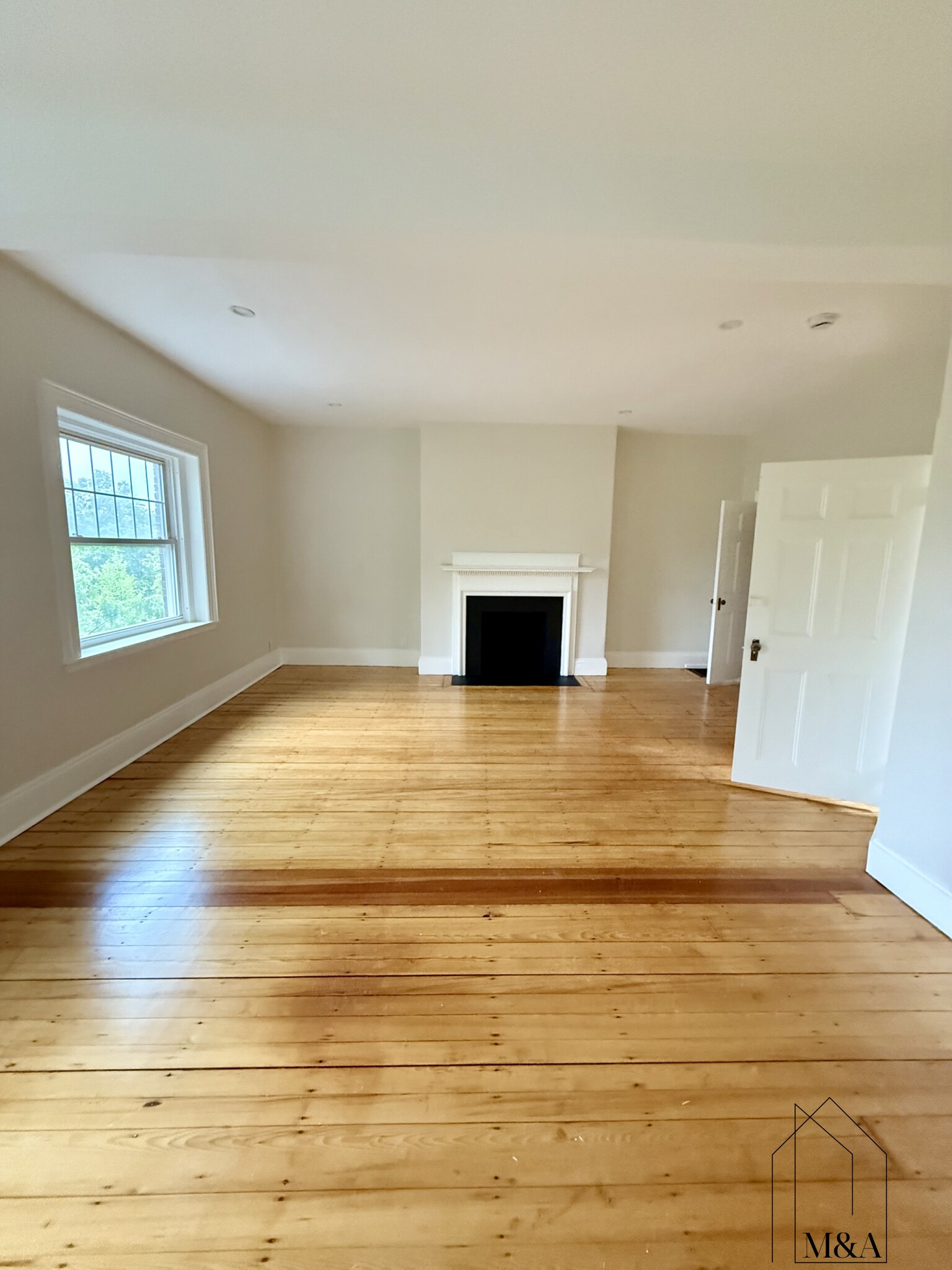 5 bed, 2.5 bath apartment for rent at 1726 Beacon St Unit SF, Brookline — photo 11 of 21