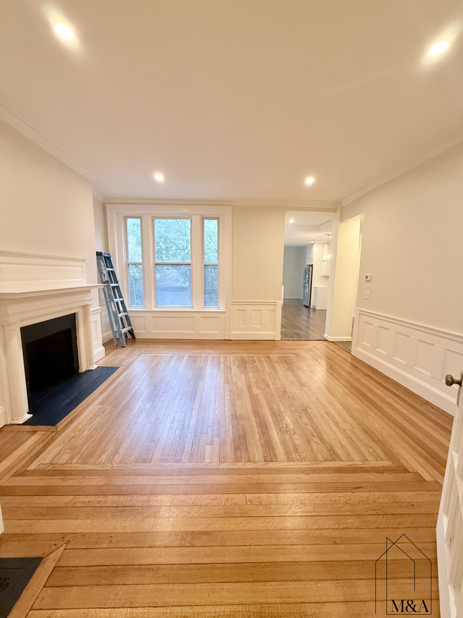 5 bed, 2.5 bath apartment for rent at 1726 Beacon St Unit SF, Brookline — photo 6 of 21