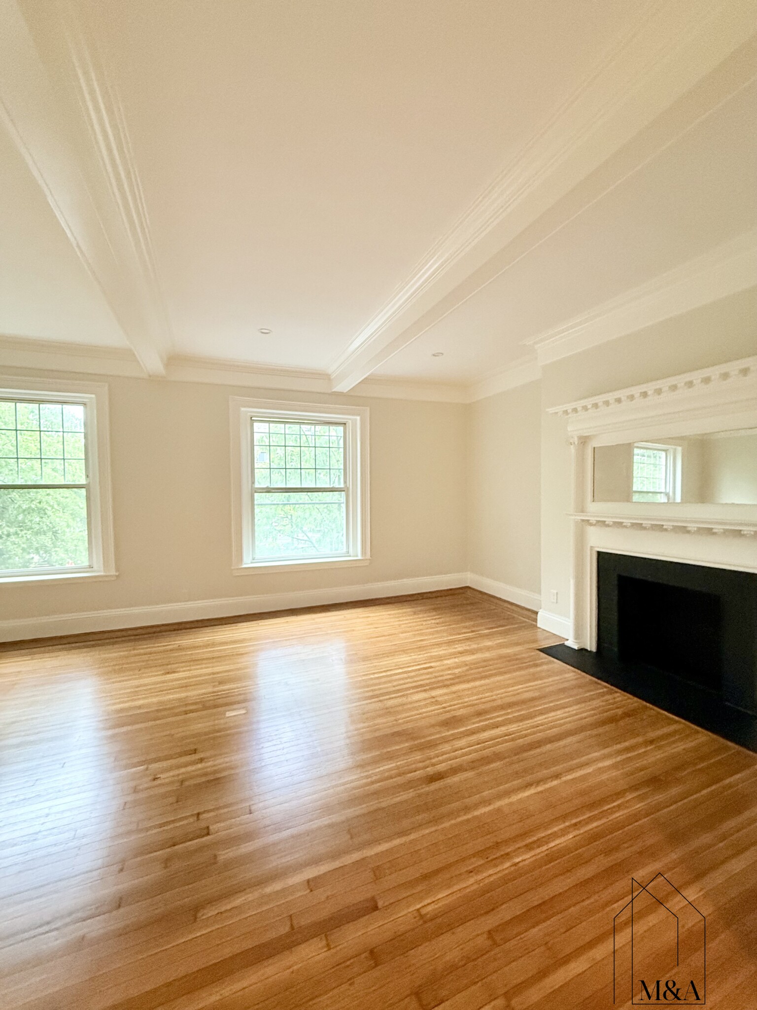 5 bed, 2.5 bath apartment for rent at 1726 Beacon St Unit SF, Brookline — photo 5 of 21