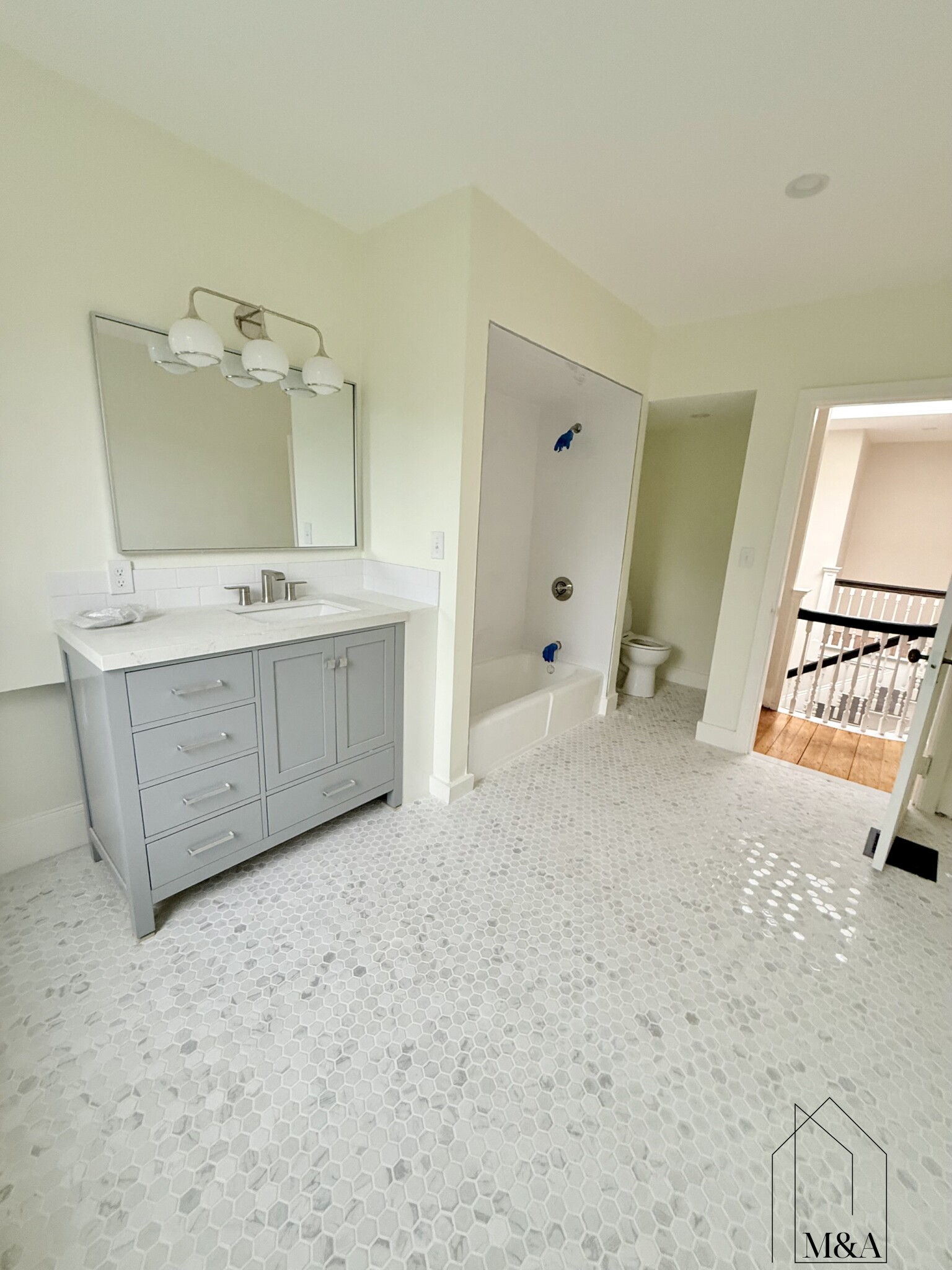 5 bed, 2.5 bath apartment for rent at 1726 Beacon St Unit SF, Brookline — photo 14 of 21