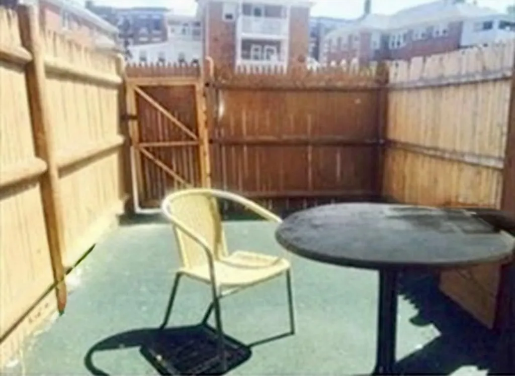 2 bed, 1 bath apartment for rent at 1726 Commonwealth Ave Unit 2, Brighton — photo 10 of 10