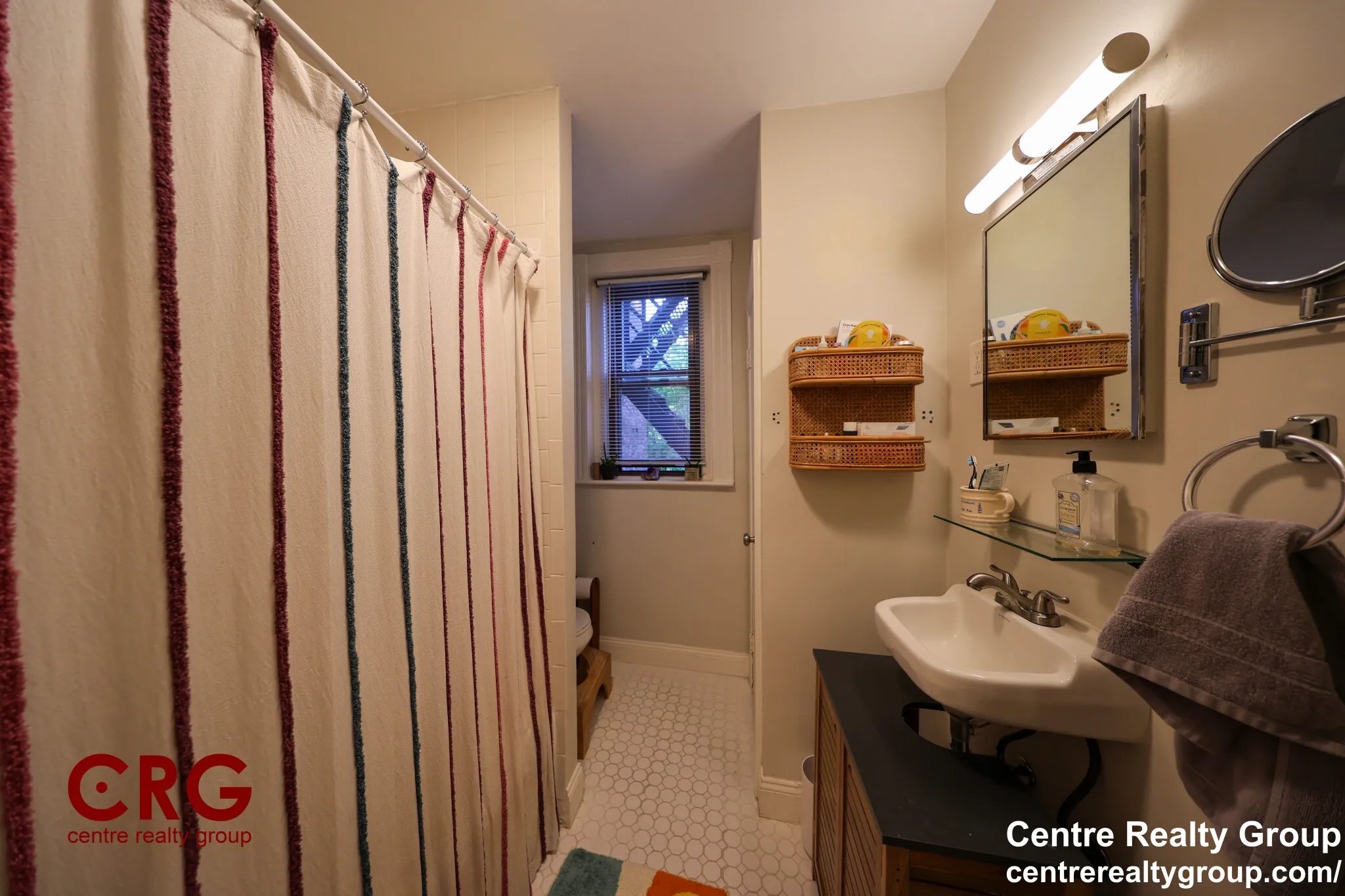 1 bed, 1 bath apartment for rent at 1728 Beacon St Unit 1, Brookline — photo 14 of 28