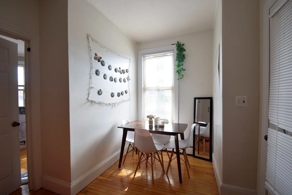 3 bed, 1 bath apartment for rent at 1729 Commonwealth Ave Unit 1, Brighton — photo 6 of 9