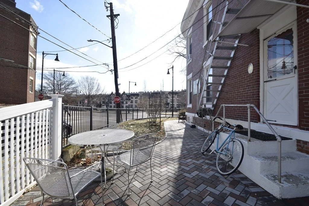 3 bed, 1 bath apartment for rent at 1729 Commonwealth Ave Unit 1, Brighton — photo 9 of 9