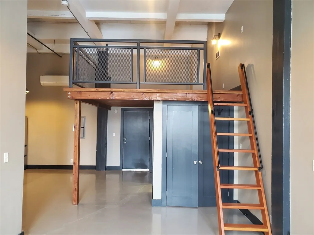 1 bed, 1 bath apartment for rent at 173 Border St Unit 3, East Boston — photo 6 of 19