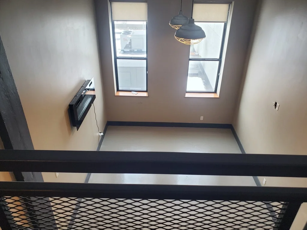 1 bed, 1 bath apartment for rent at 173 Border St Unit 3, East Boston — photo 13 of 19