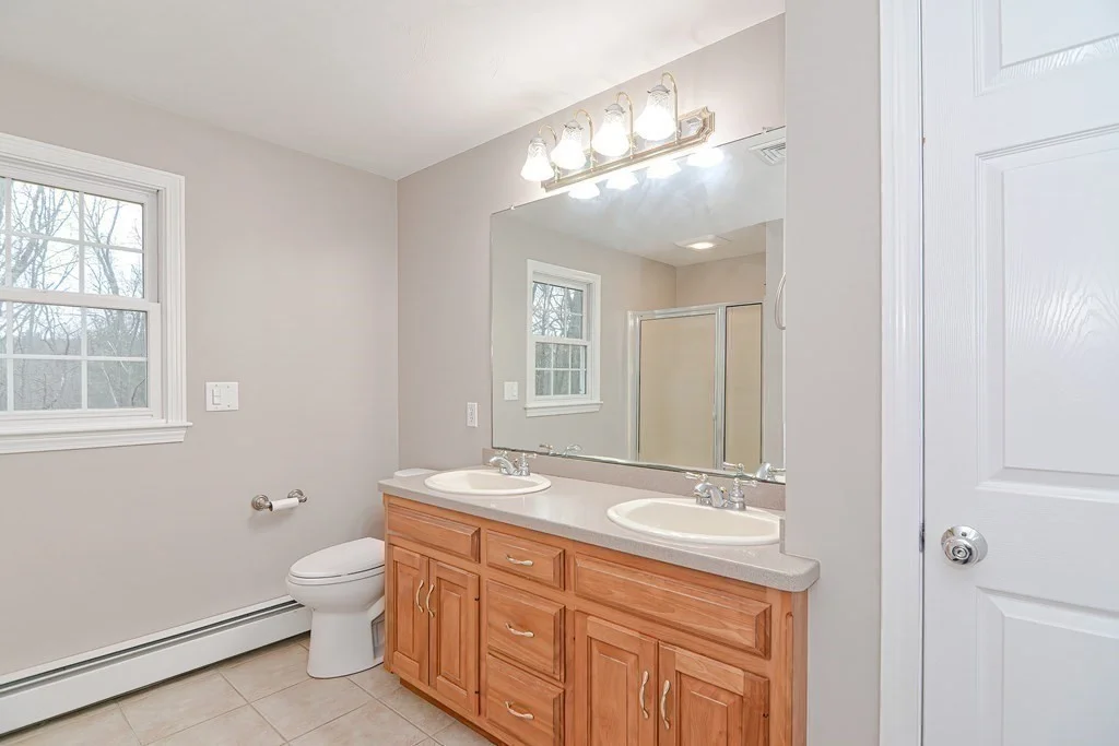 4 bed, 2 bath apartment for rent at 173 East St, Upton — photo 18 of 32