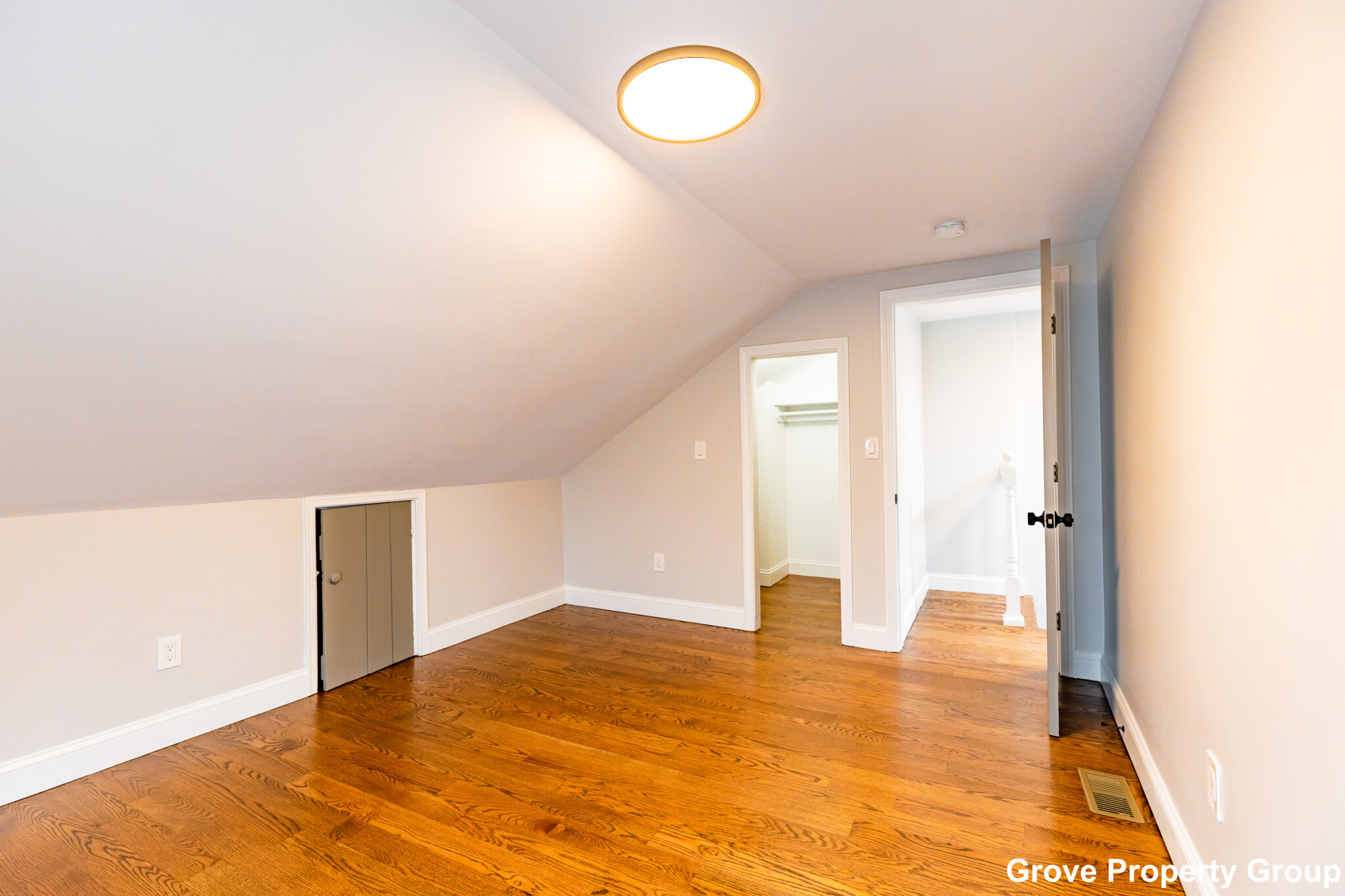 5 bed, 2 bath apartment for rent at 173 Emerson St Unit 2, South Boston — photo 4 of 19
