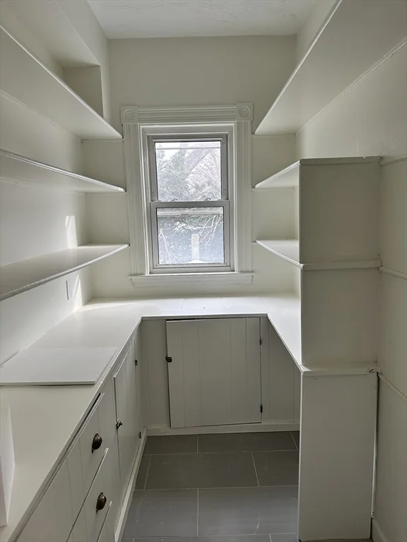 3 bed, 1 bath apartment for rent at 173 Everett Unit 1, Allston — photo 14 of 14