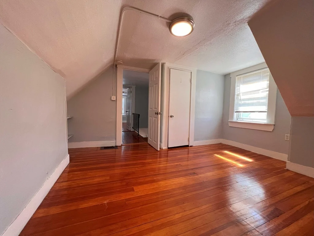 3 bed, 1 bath apartment for rent at 173 Granite St Unit 1, Quincy — photo 12 of 24