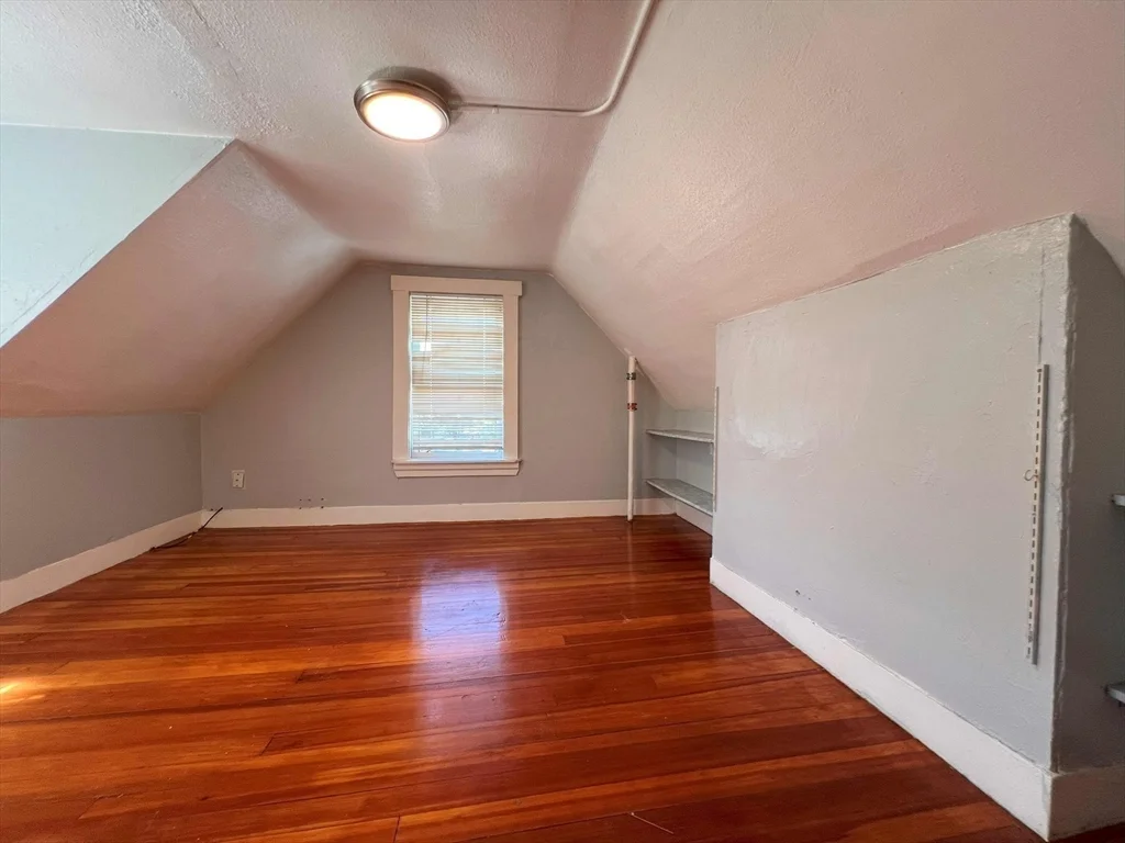 3 bed, 1 bath apartment for rent at 173 Granite St Unit 1, Quincy — photo 11 of 24