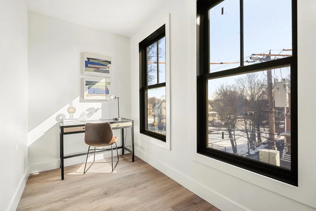 2 bed, 2 bath apartment for rent at 173 Magnolia Unit 2, Boston — photo 6 of 18