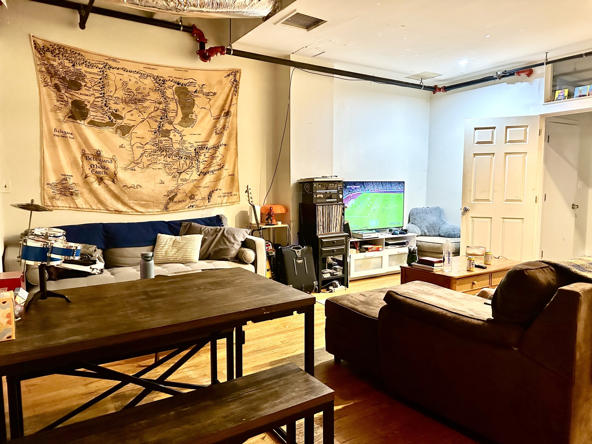 5 bed, 2 bath apartment for rent at 173 Massachusetts Ave Unit 2, Back Bay — photo 11 of 28