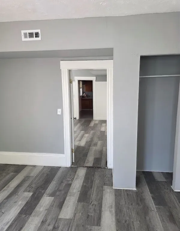 2 bed, 1 bath apartment for rent at 173 Myrtle Ave Unit 2, Fitchburg — photo 5 of 13