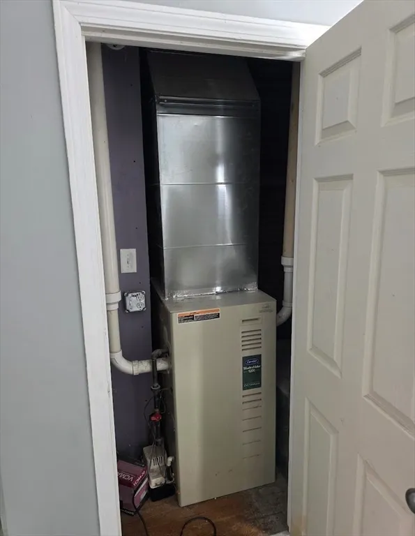 2 bed, 1 bath apartment for rent at 173 Myrtle Ave Unit 2, Fitchburg — photo 7 of 13