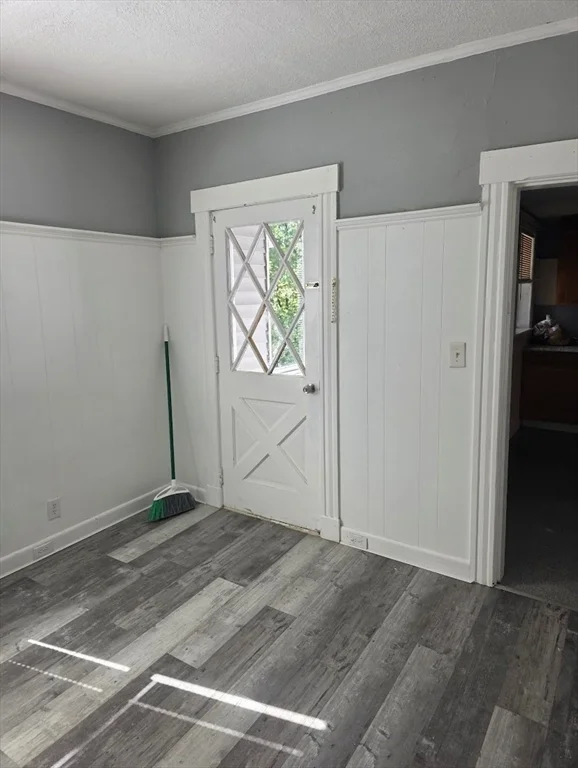 2 bed, 1 bath apartment for rent at 173 Myrtle Ave Unit 2, Fitchburg — photo 10 of 13