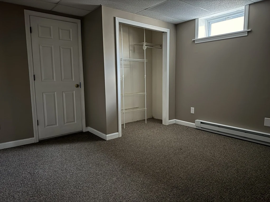 3 bed, 1 bath apartment for rent at 173 Pleasant St Unit 173, Clinton — photo 19 of 20