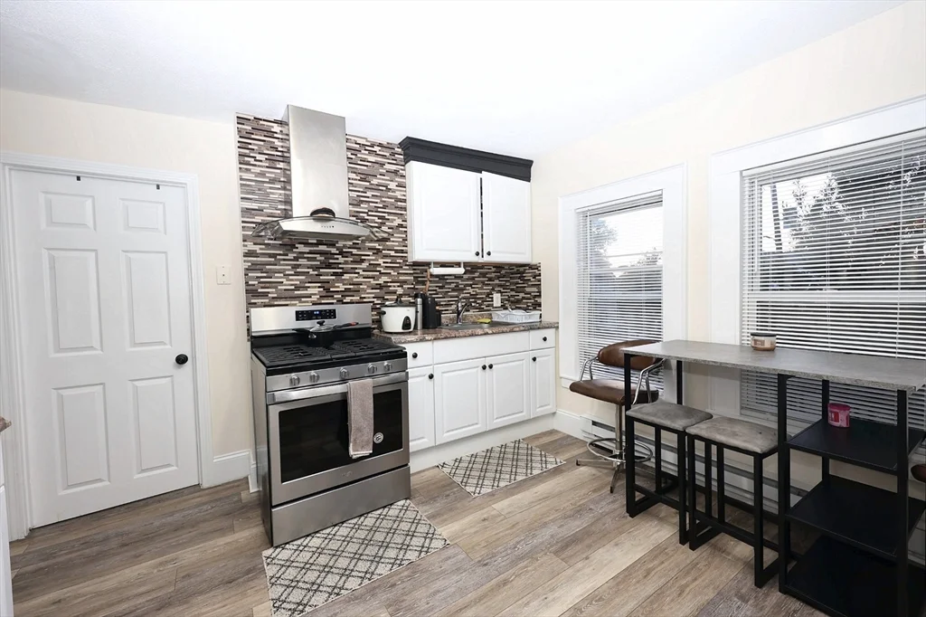 2 bed, 1 bath apartment for rent at 173 Porter St Unit 4, Stoughton — photo 2 of 19