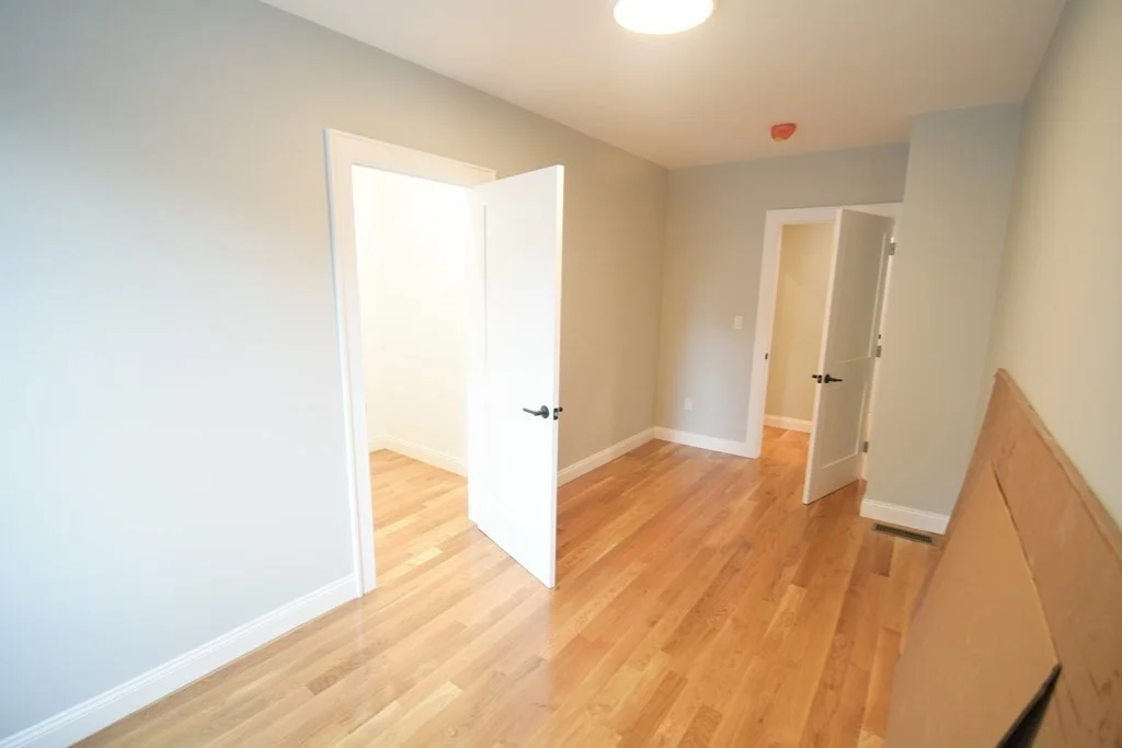 5 bed, 2 bath apartment for rent at 173 Prospect St, Waltham — photo 9 of 18