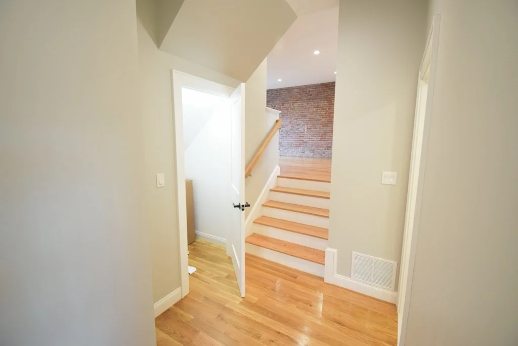 5 bed, 2 bath apartment for rent at 173 Prospect St, Waltham — photo 12 of 18