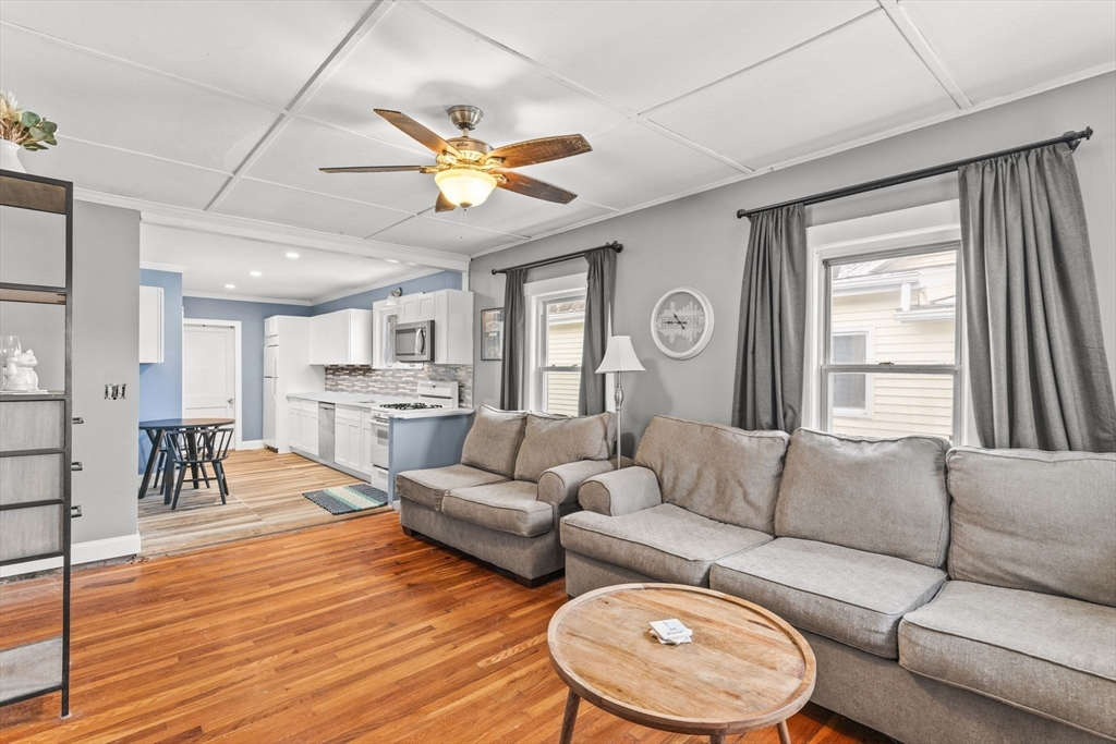 3 bed, 1 bath apartment for rent at 173 Rhoda St, Quincy — photo 4 of 22