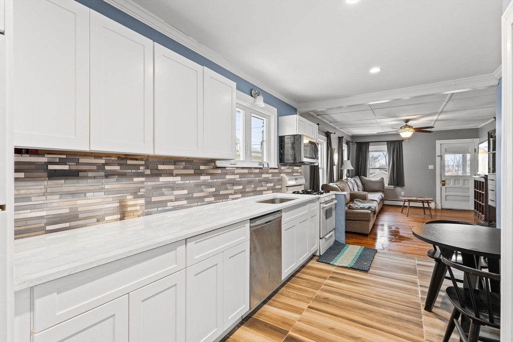 3 bed, 1 bath apartment for rent at 173 Rhoda St, Quincy — photo 8 of 22