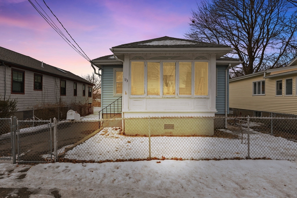 3 bed, 1 bath apartment for rent at 173 Rhoda St, Quincy — photo 21 of 22