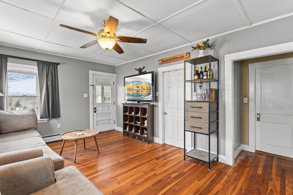 3 bed, 1 bath apartment for rent at 173 Rhoda St, Quincy — photo 6 of 22