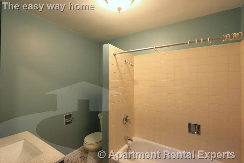 5 bed, 2 bath apartment for rent at 173 Rindge Ave Unit 1R, Porter Square — photo 5 of 17