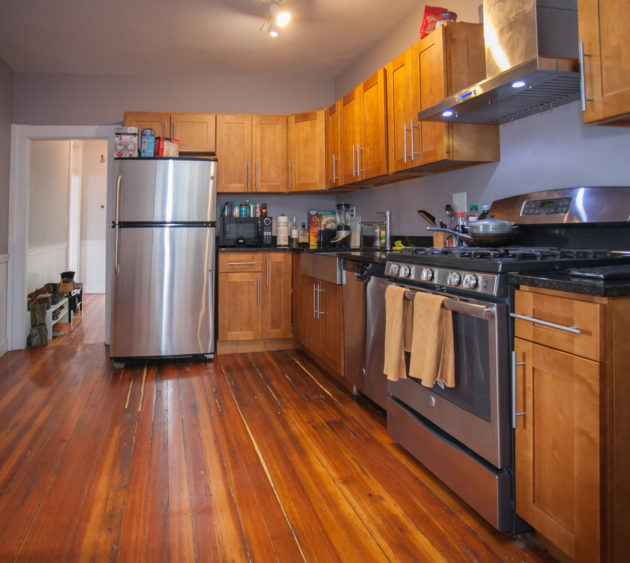 5 bed, 2 bath apartment for rent at 173 Rindge Ave Unit 2R, North Cambridge — photo 1 of 8