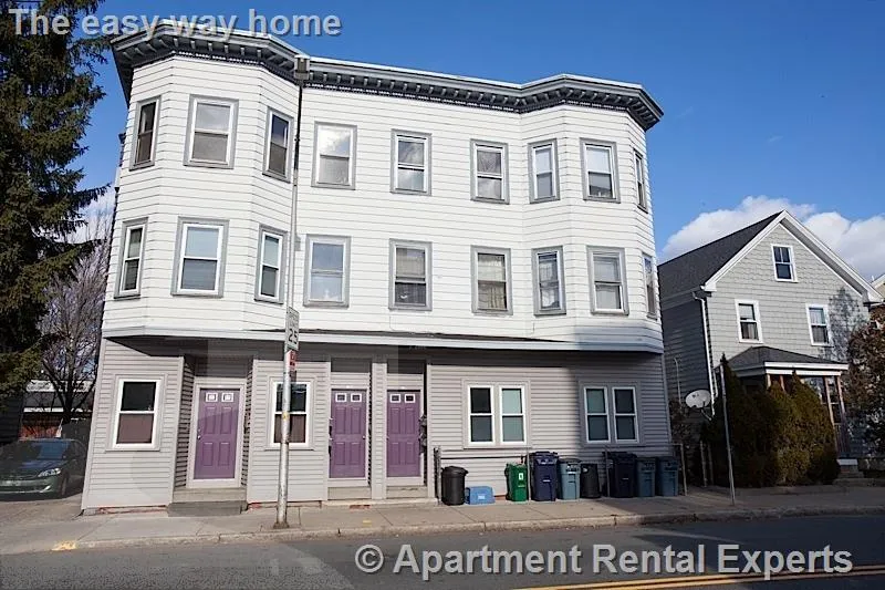 3 bed, 1 bath apartment for rent at 173 Rindge Ave Unit 3L, Porter Square — photo 6 of 6