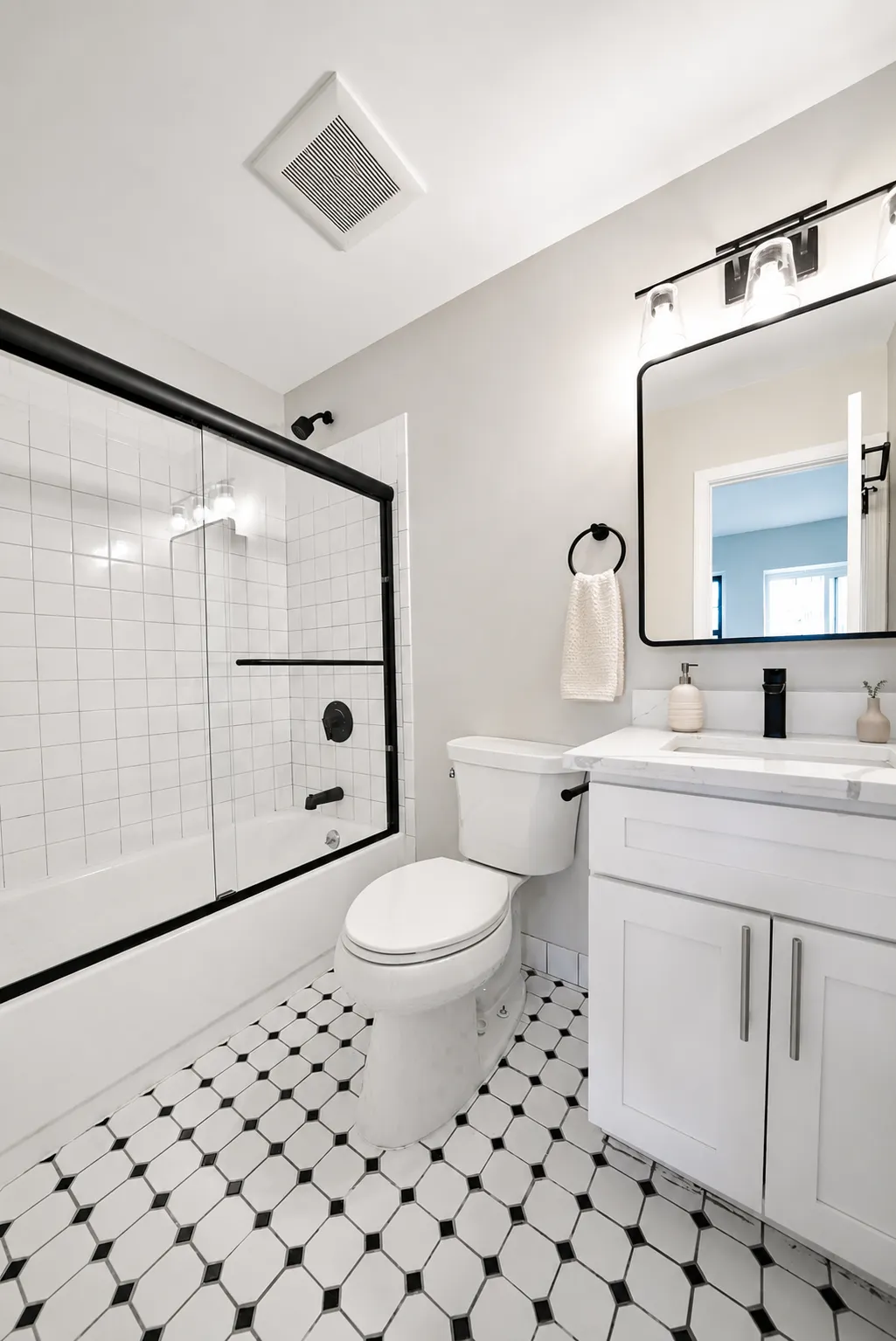 Studio bed, 1 bath apartment for rent at 173 Saint Botolph St Unit 7, Back Bay — photo 2 of 10