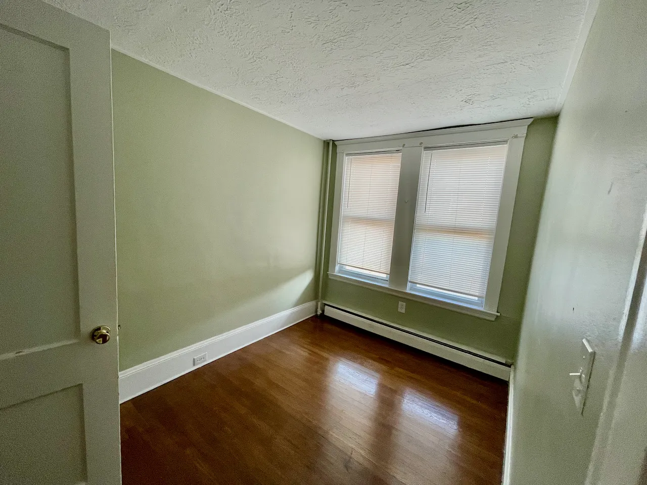2 bed, 1 bath apartment for rent at 1730 Commonwealth Ave Unit 3, Brighton — photo 9 of 26