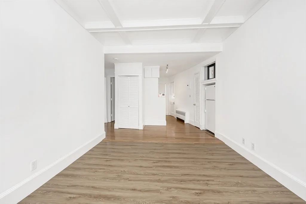 2 bed, 1 bath apartment for rent at 1730 Commonwealth Ave Unit 7, Brighton — photo 5 of 23