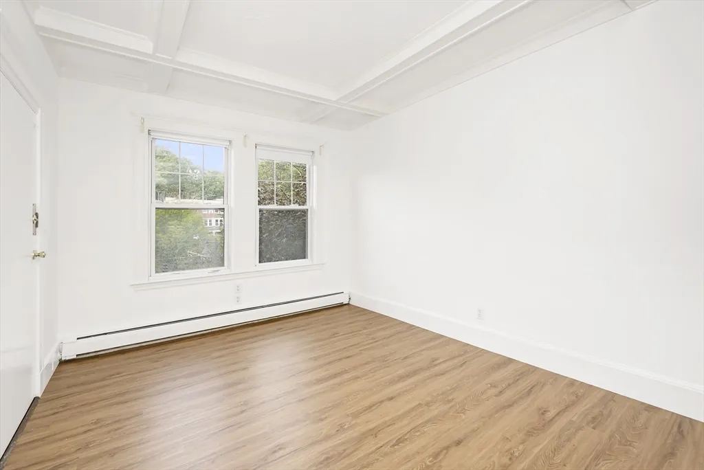 2 bed, 1 bath apartment for rent at 1730 Commonwealth Ave Unit 7, Brighton — photo 3 of 23