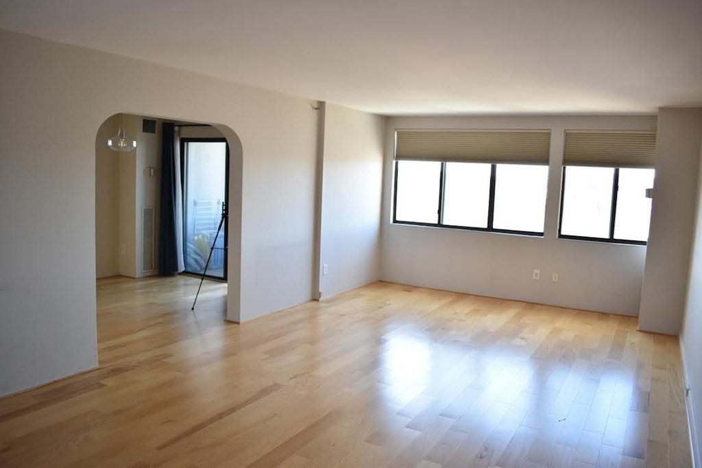 1 bed, 1 bath apartment for rent at 1731 Beacon St Unit 1208, Brookline — photo 6 of 15