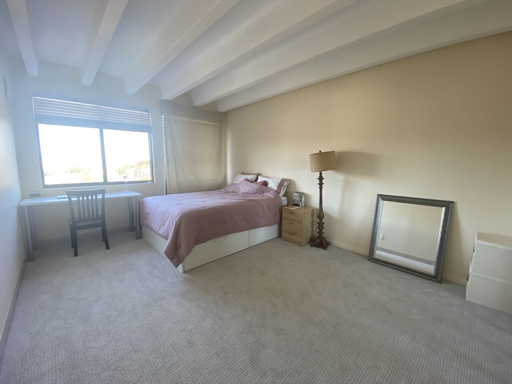 2 bed, 1 bath apartment for rent at 1731 Beacon St Unit 1507, Brookline — photo 10 of 28