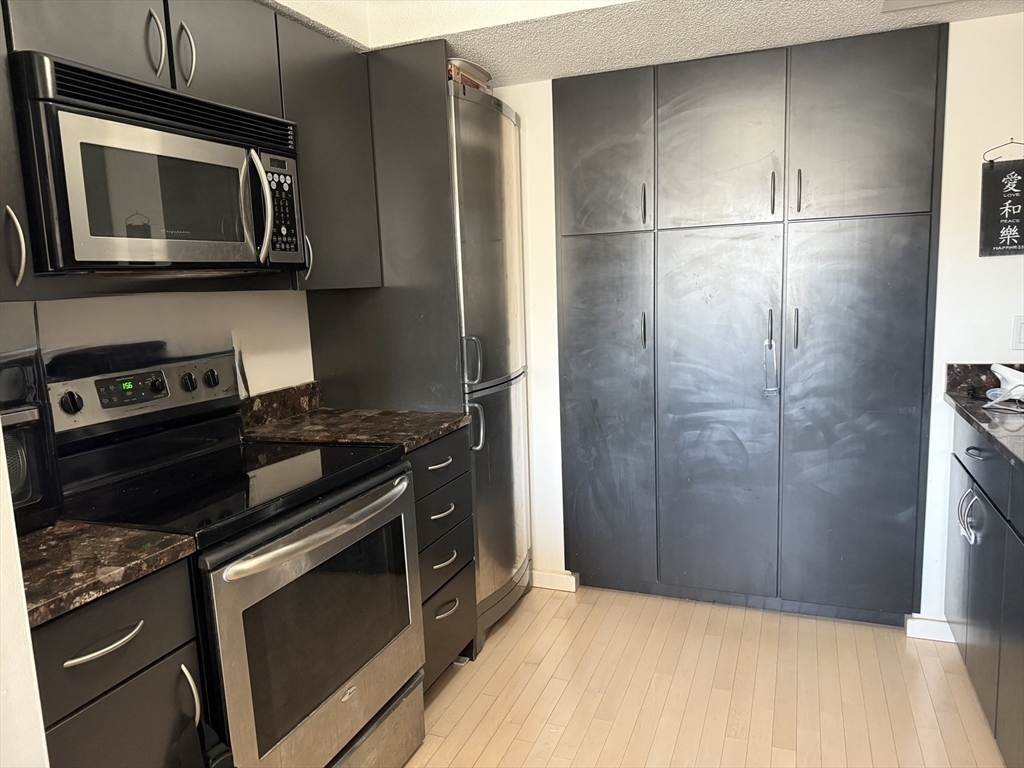 1 bed, 1 bath apartment for rent at 1731 Beacon St Unit 423, Coolidge Corner — photo 4 of 7