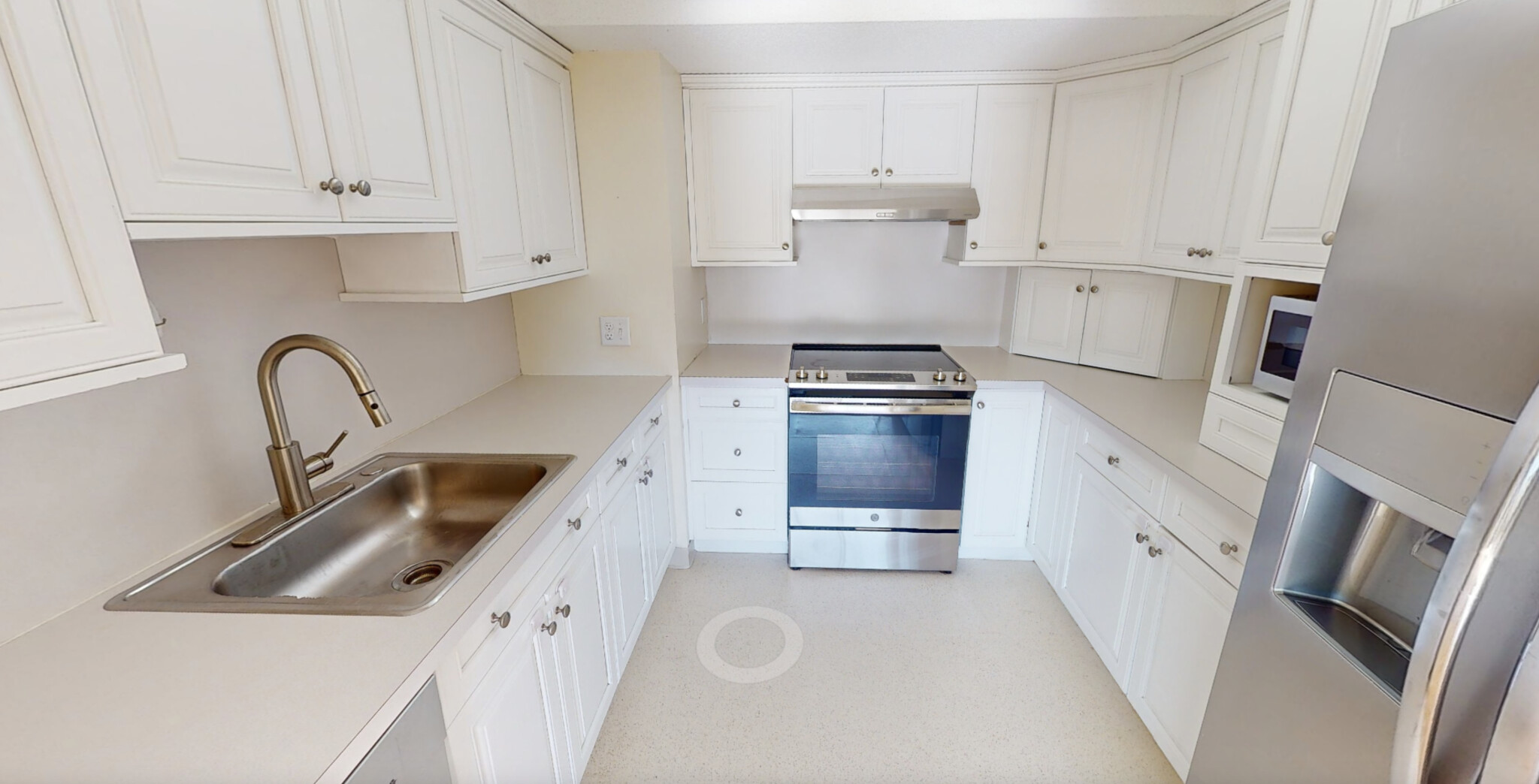 2 bed, 2 bath apartment for rent at 1731 Beacon St Unit 910, Washington Square — photo 1 of 12