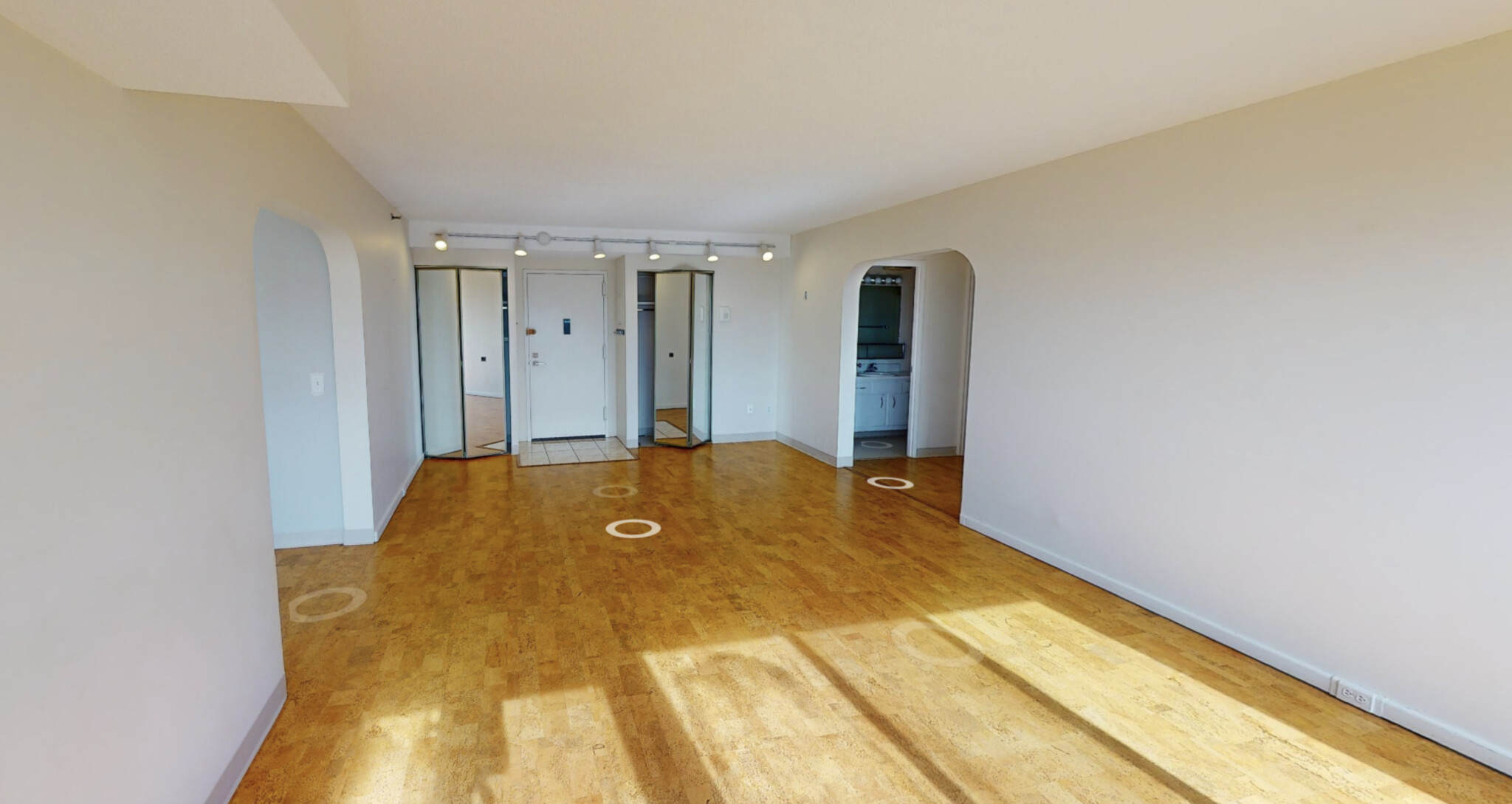 2 bed, 2 bath apartment for rent at 1731 Beacon St Unit 910, Washington Square — photo 8 of 12