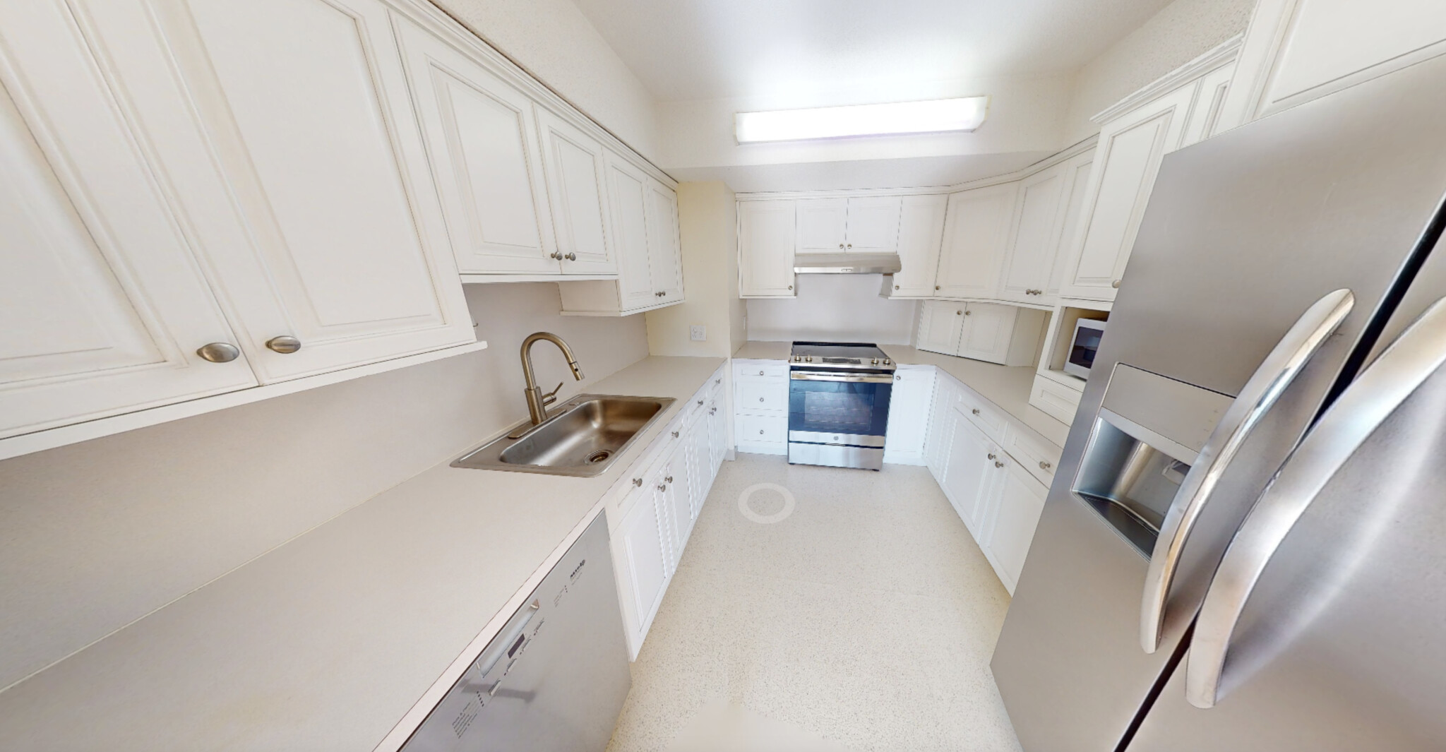 2 bed, 2 bath apartment for rent at 1731 Beacon St Unit 910, Washington Square — photo 7 of 12