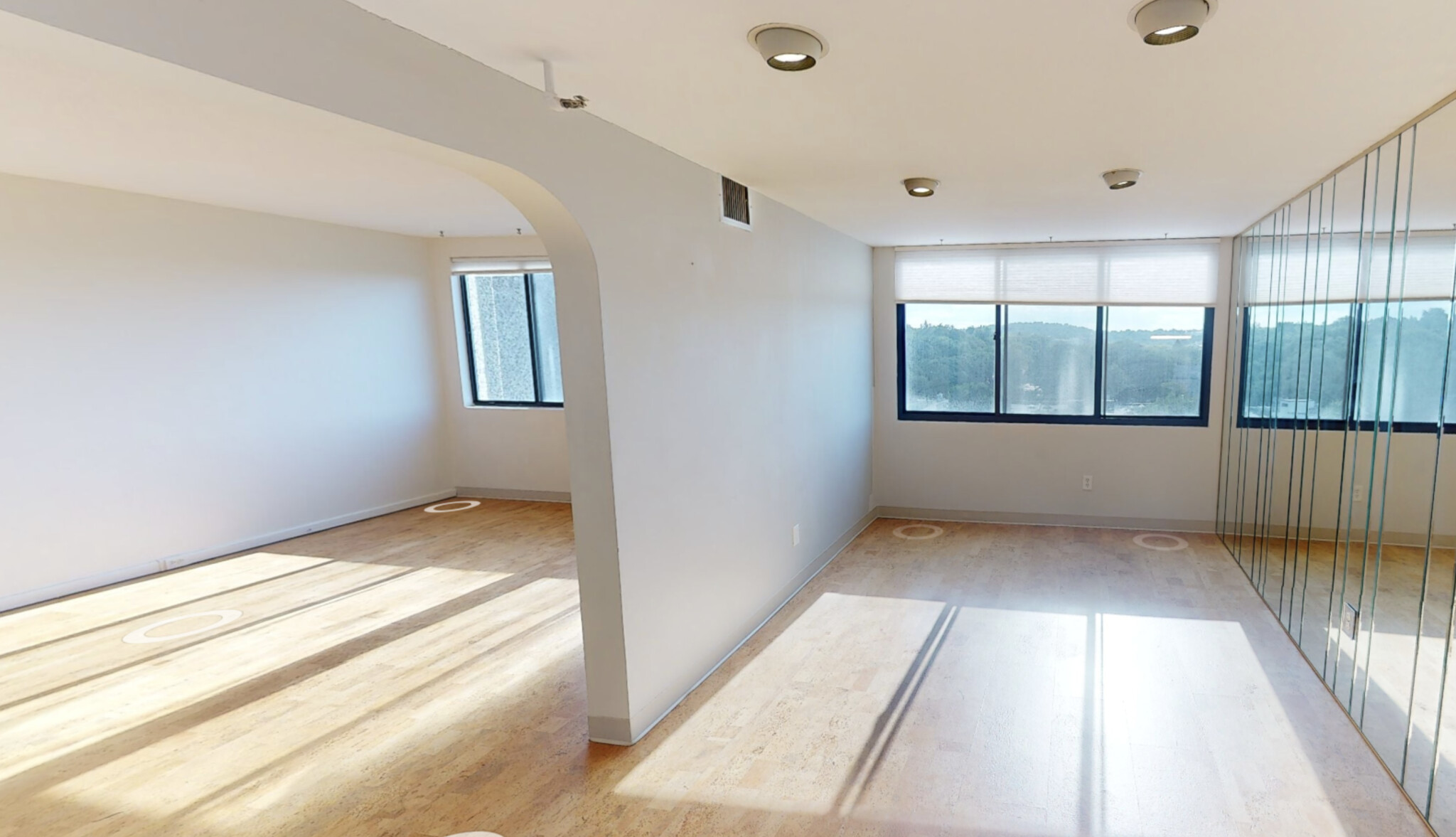 2 bed, 2 bath apartment for rent at 1731 Beacon St Unit 910, Washington Square — photo 4 of 12